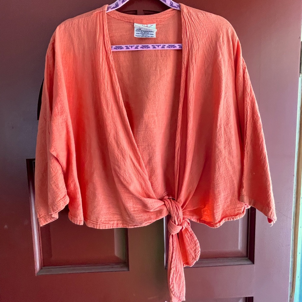 - Beautiful salmon 🍣 colored 100% cotton front tie cropped coverup.